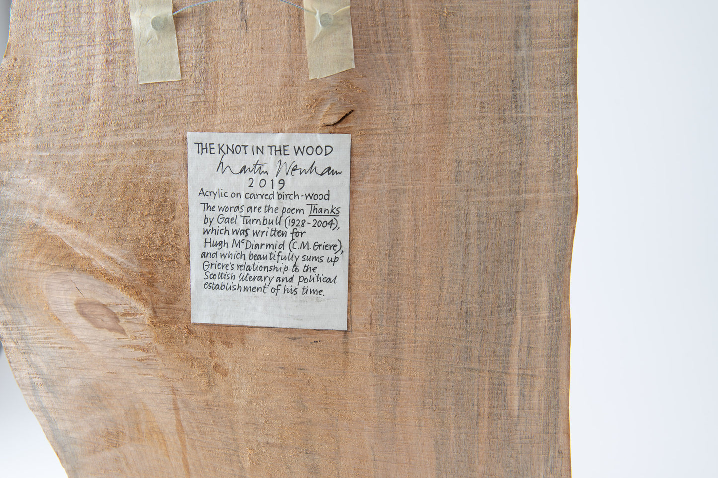 The Knot in the Wood