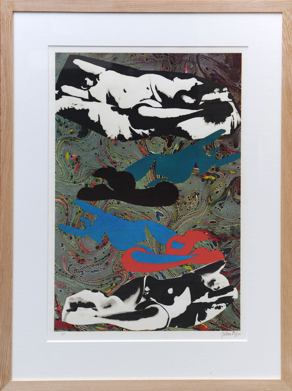 Eye and Camera: Marble Red Black