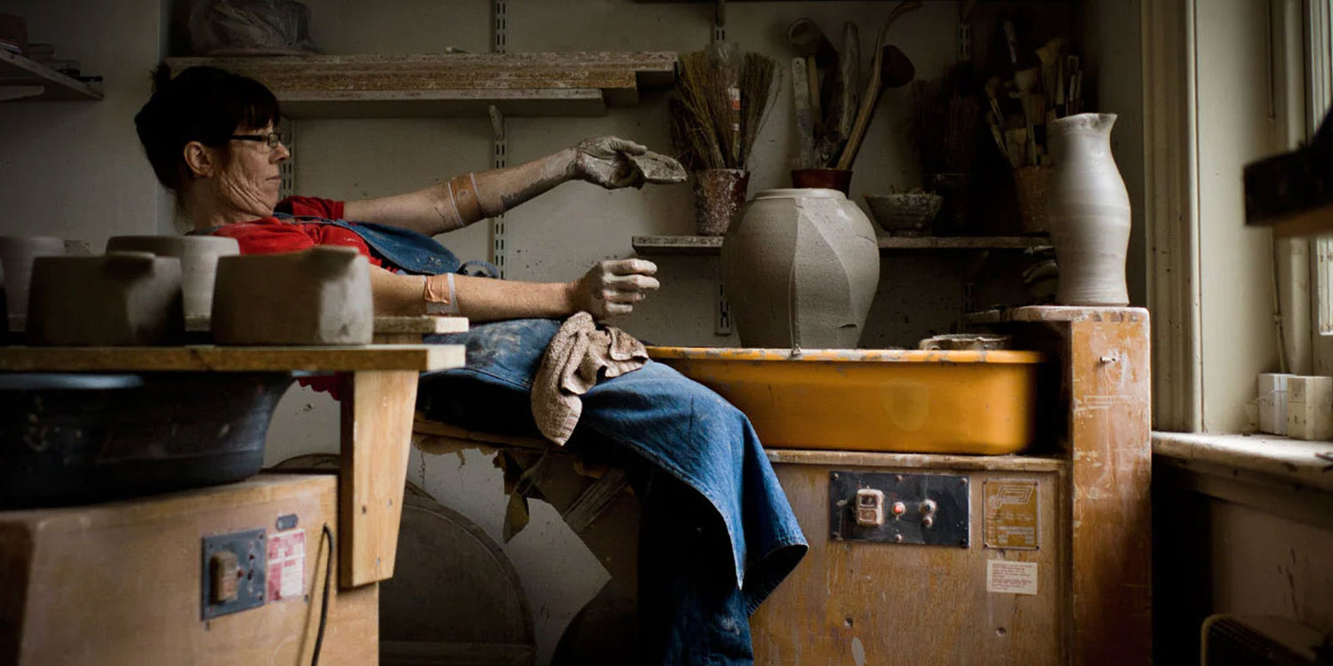 Making Watch Lisa Hammond Throwing Tsubo Jars Goldmark