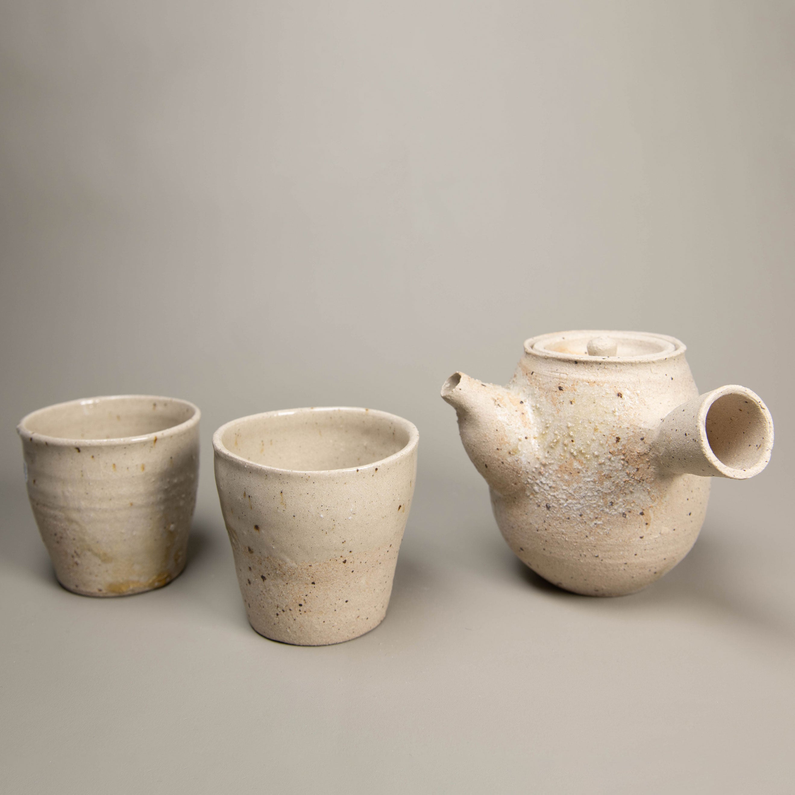 Akiko Hirai Kyusu Teapot with Two Yunomi – Goldmark