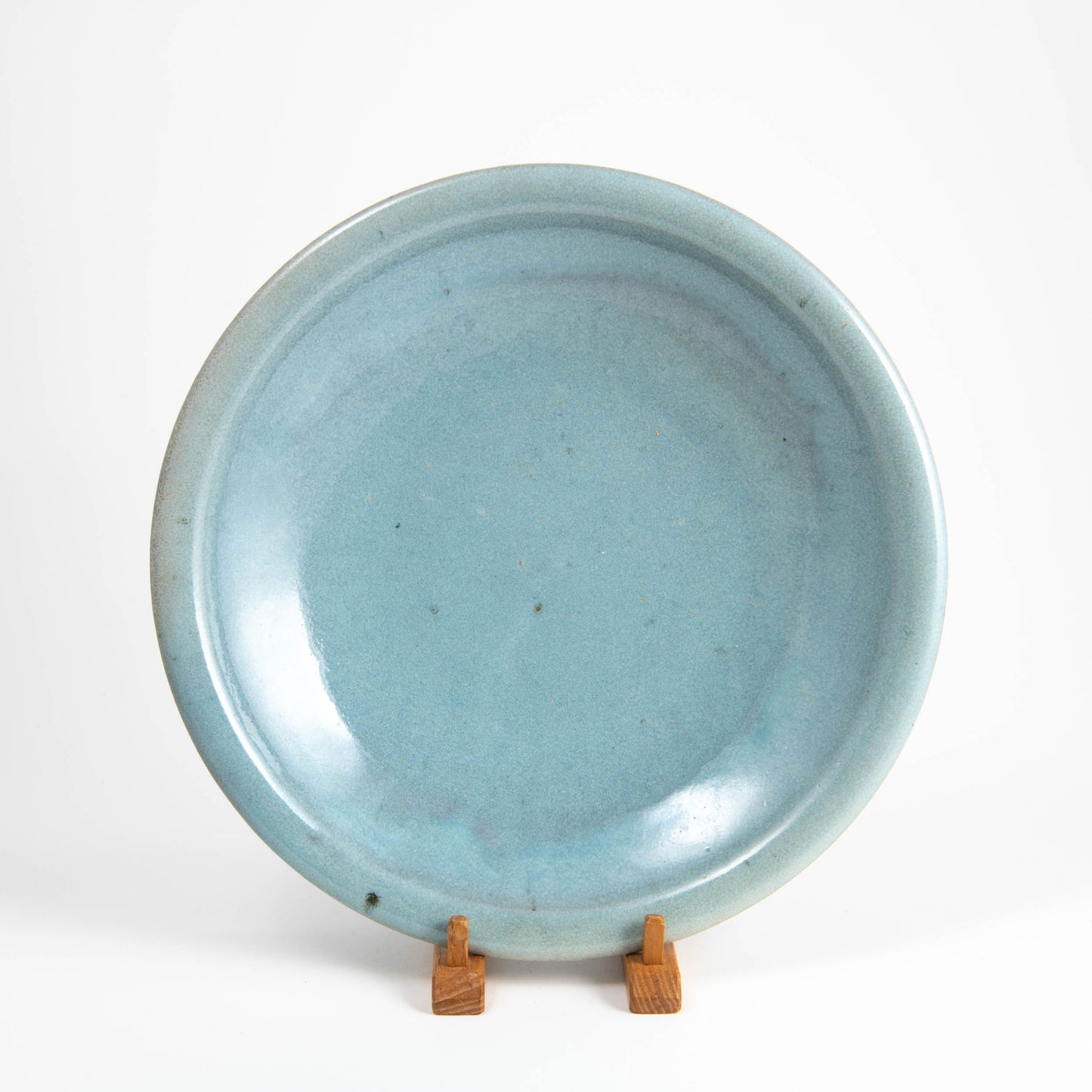 Set of Two Shallow Dishes