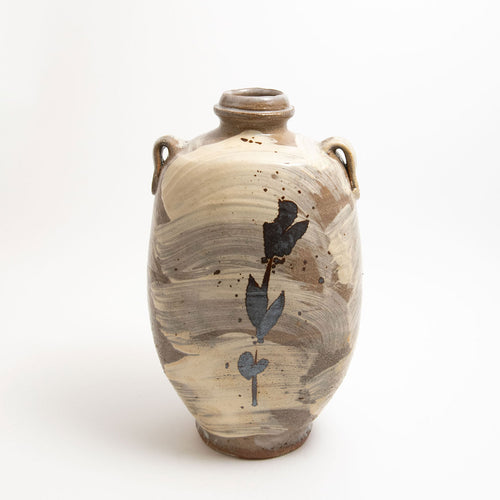 Footed Bottle with Lugs