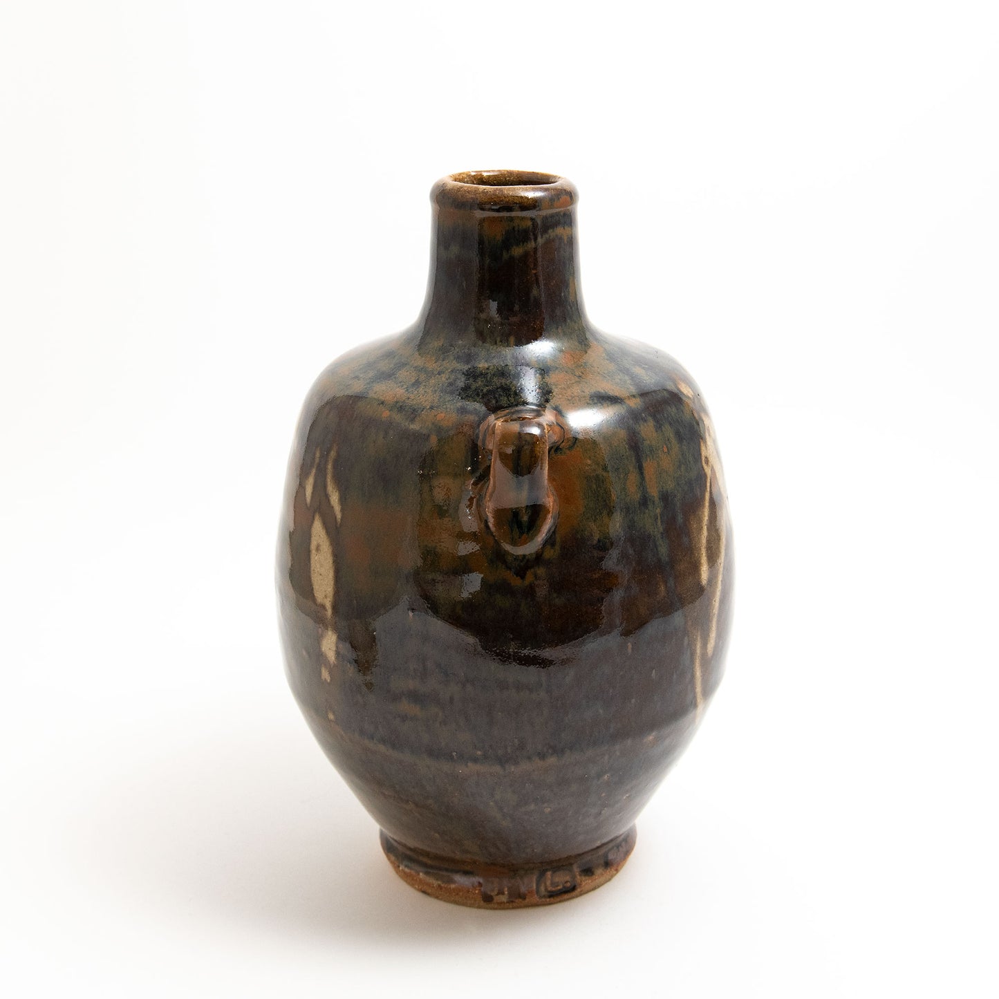 Footed Bottle with Lugs
