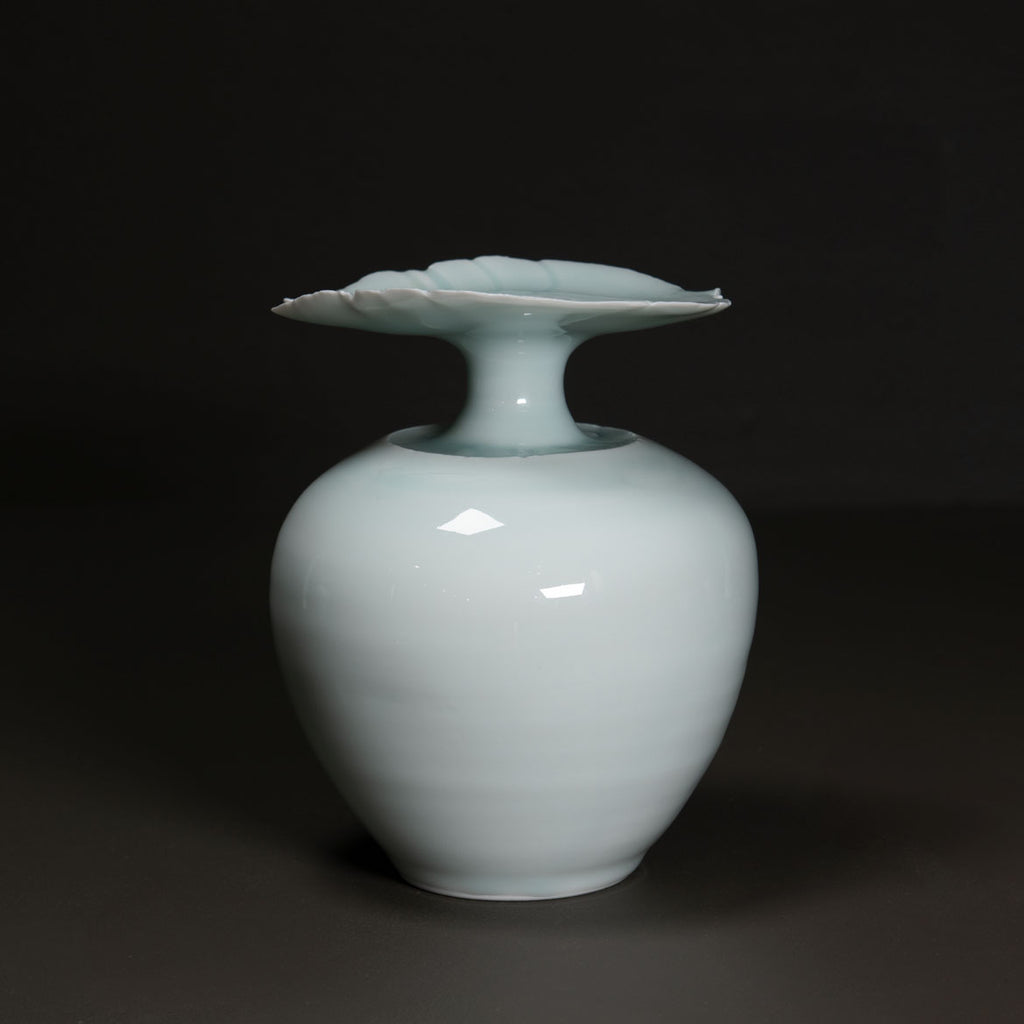 Round Vase
