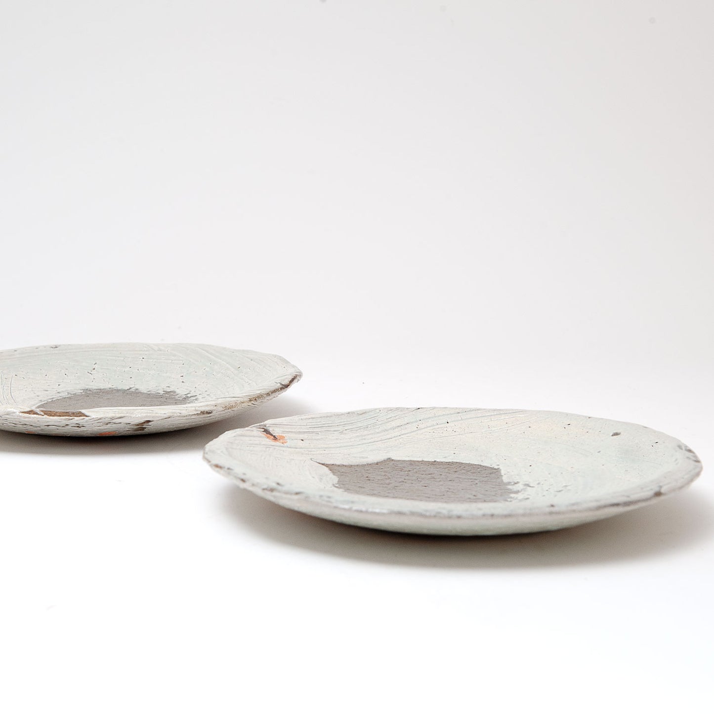 Set of Two Plates