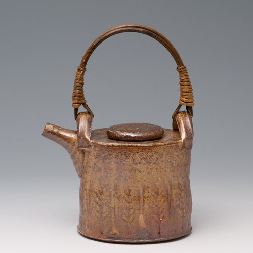 Teapot with Willow Handle