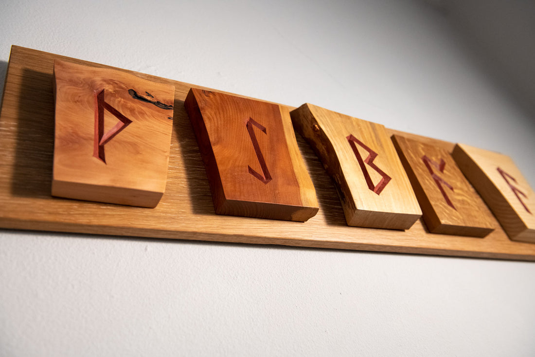 Five Wood-Runes – Goldmark