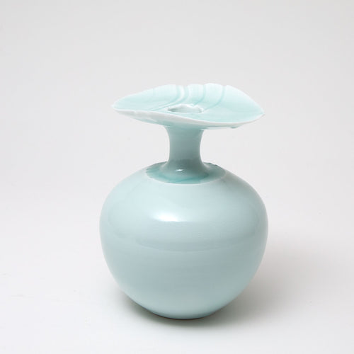 Round Vase