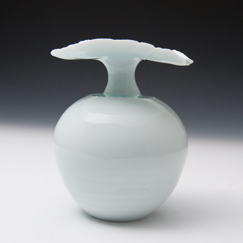 Round Bottle