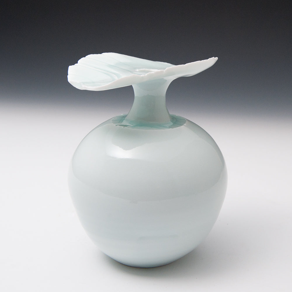 Round Bottle