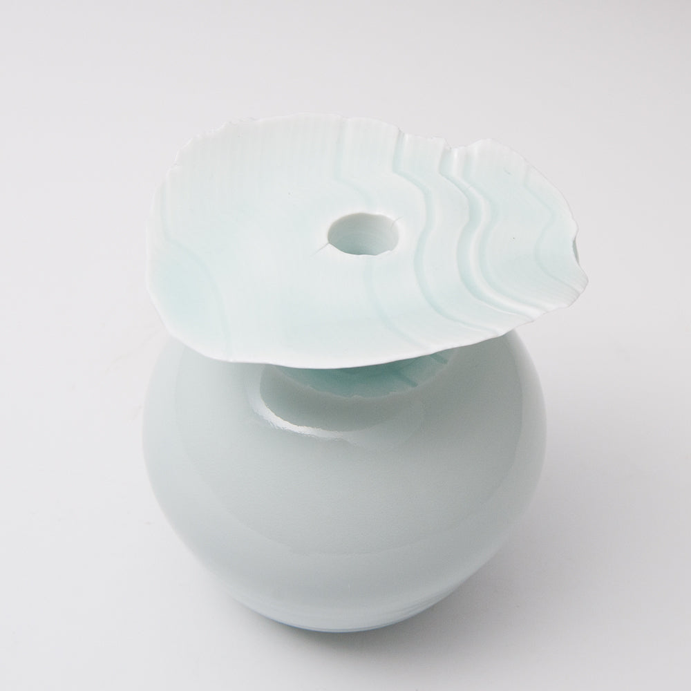 Round Bottle