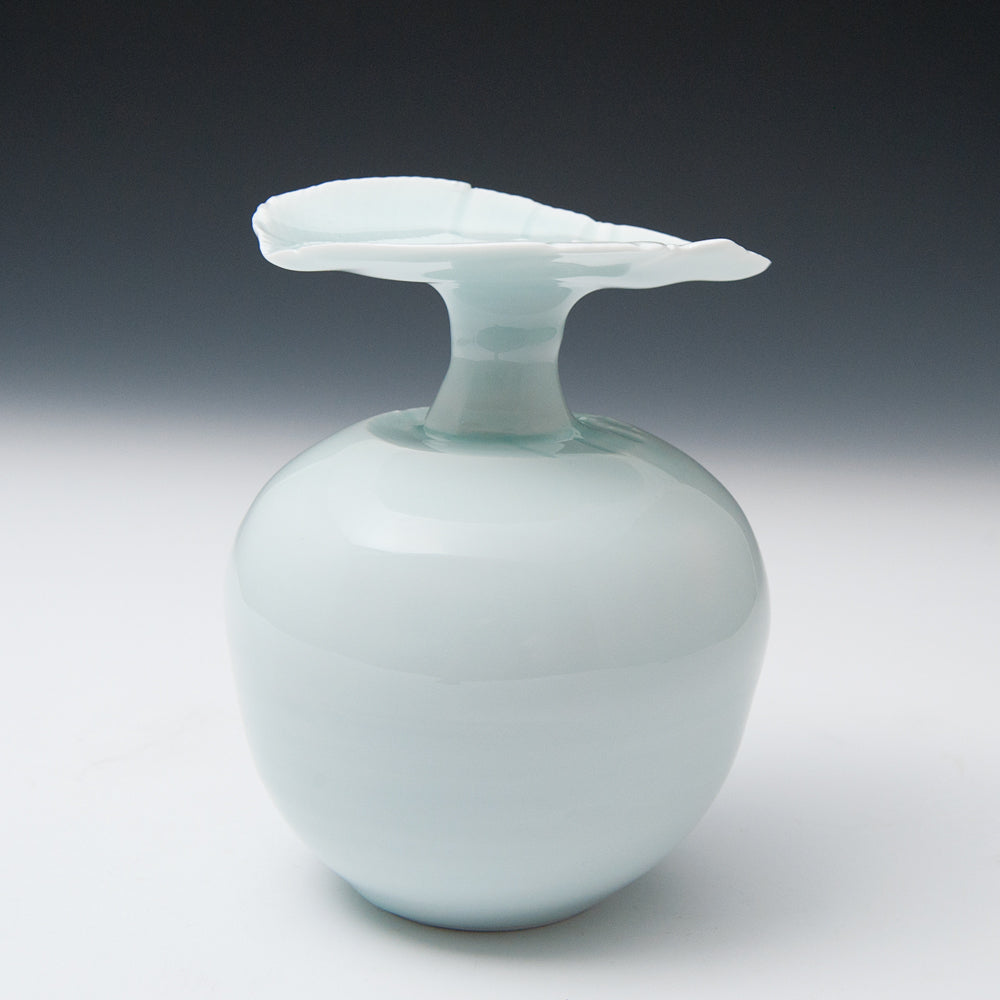 Round Bottle
